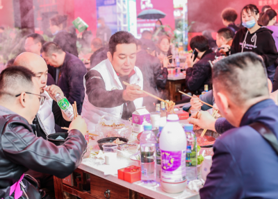 加盟朝天門火鍋如何？營運部提供全程保姆式扶持！