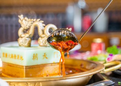 在重慶渝中區(qū)開火鍋加盟店要注意什么？