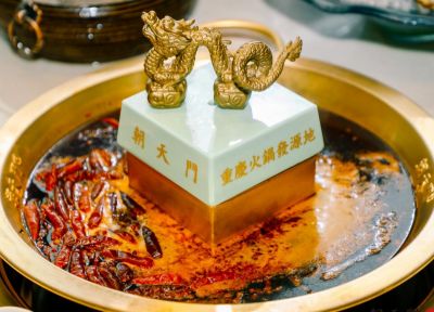 網(wǎng)紅火鍋加盟店竟然是這樣吸引顧客的？