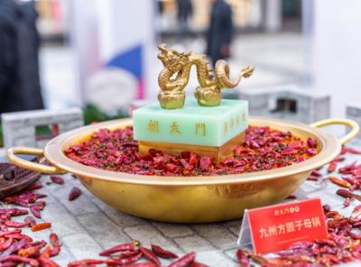 城口開火鍋加盟店，如何與當(dāng)?shù)叵M者打交道？