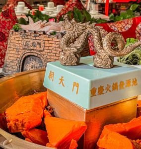 排隊(duì)也要吃的非遺火鍋，全球已經(jīng)累計(jì)開店1000+