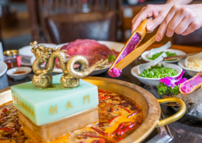 特色火鍋技術(shù)加盟好還是品牌加盟好？