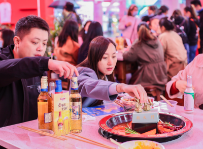 火鍋店出現(xiàn)差評(píng)，該怎樣應(yīng)對(duì)和解決？