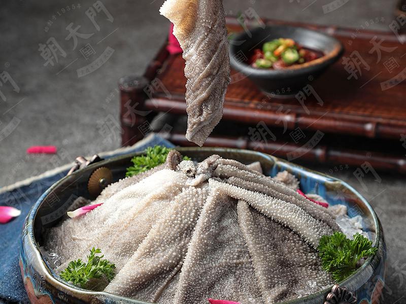 火鍋店服務(wù)員該如何引導(dǎo)顧客點(diǎn)菜？