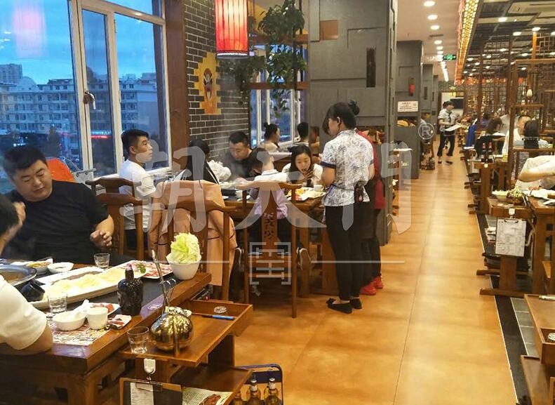 一次性油老火鍋加盟，選對品牌很關(guān)鍵！