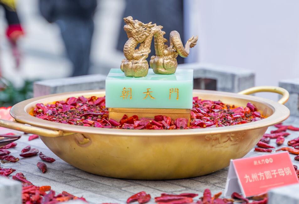 閬中開火鍋加盟店好嗎？當(dāng)?shù)叵M(fèi)水平如何？