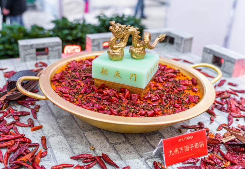 信陽開火鍋加盟店可以學(xué)習(xí)這幾個開店經(jīng)驗！