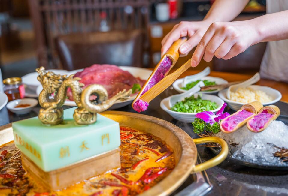 郴州開(kāi)火鍋加盟店如何降低開(kāi)店風(fēng)險(xiǎn)？