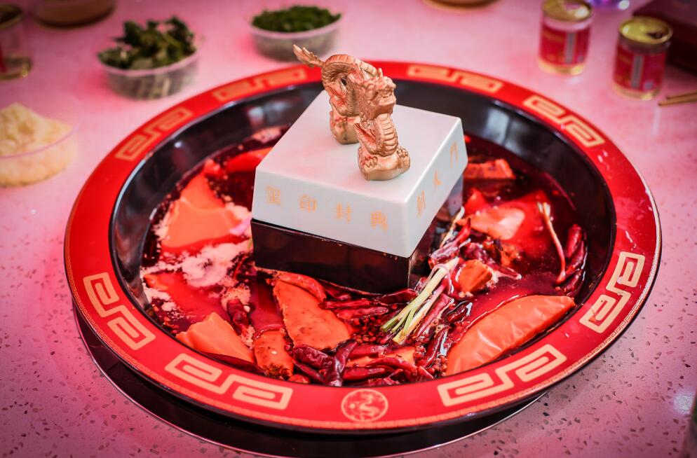 咸寧開火鍋加盟店，如何打造吸睛門頭？