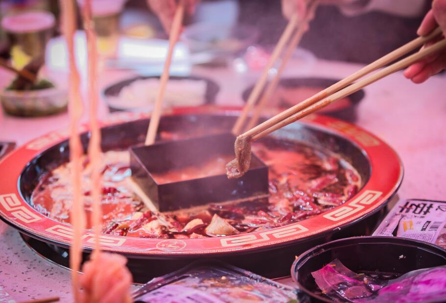 宜昌開火鍋加盟店，如何讓顧客贊不絕口？