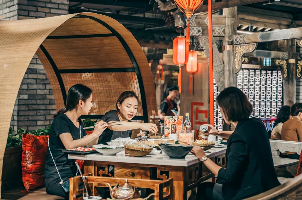 天門開火鍋加盟店，如何節(jié)省投資成本？