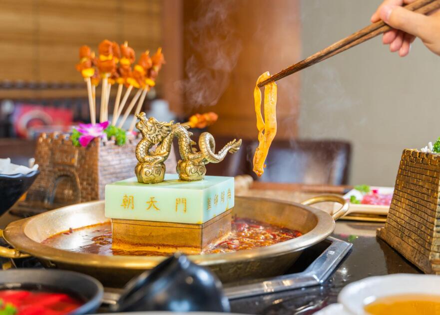淮南開火鍋加盟店怎么樣？如何制定競(jìng)爭(zhēng)策略？