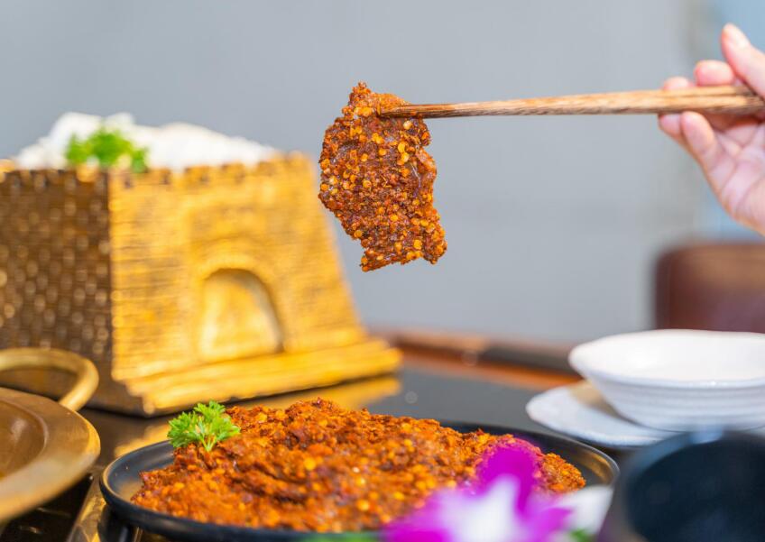 火鍋店這樣裝修，看起來雅致又大氣！