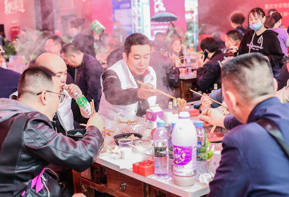 漢中開火鍋加盟店，對(duì)門店有哪些要求？