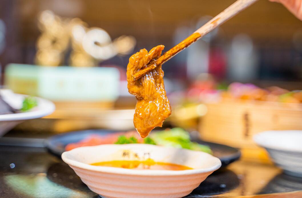 新手開(kāi)火鍋店有必要加盟嗎？自己干行不行？