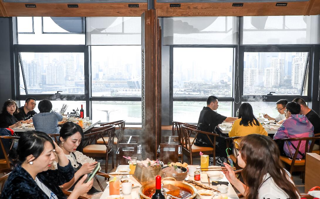 大同開火鍋加盟店，需要聘請多少員工？