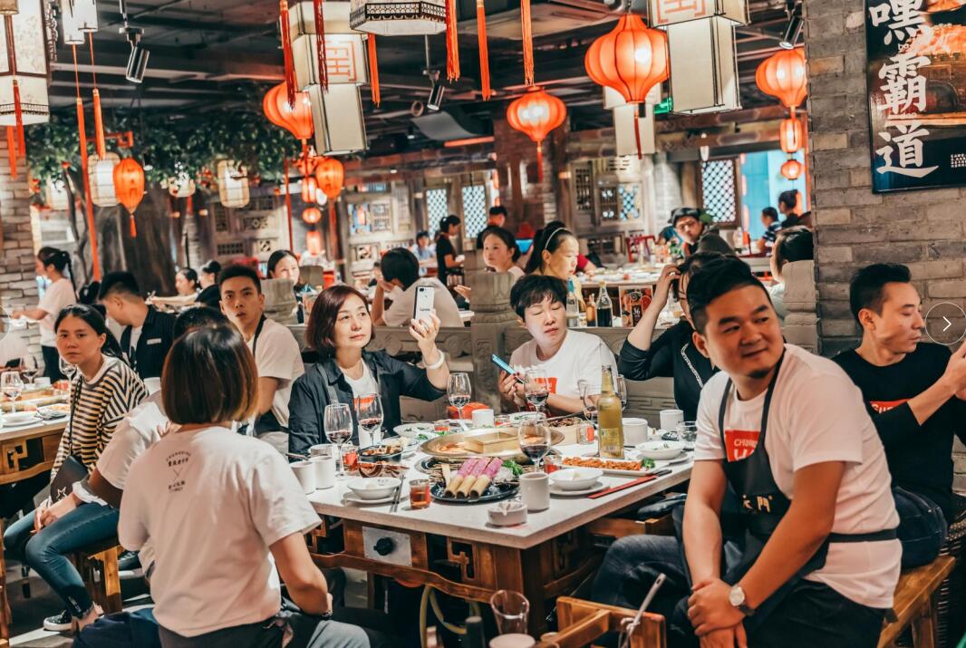 七臺(tái)河開(kāi)火鍋加盟店，怎樣經(jīng)營(yíng)不賠本？