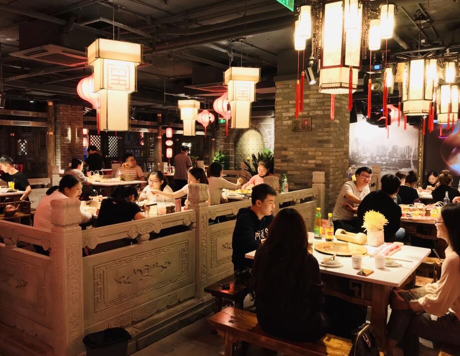 餐飲店想要人氣旺，這三個(gè)條件缺一不可！