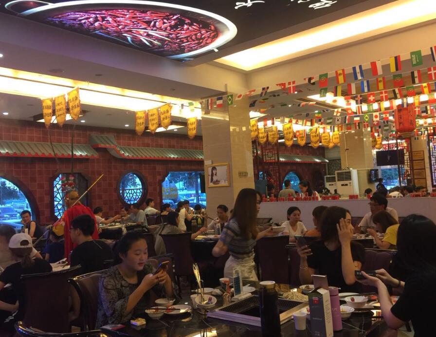 90后不會炒底料如何開火鍋店呢？