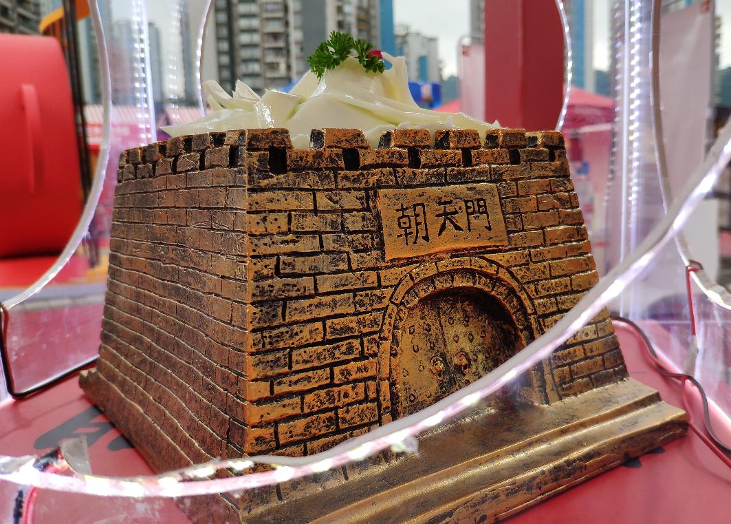 冬季吃什么暖和？鮮香菌湯火鍋滋補身心！