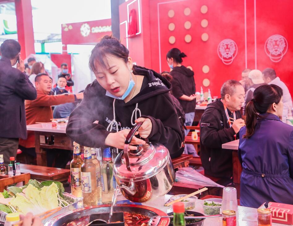 開火鍋加盟店，前期做好這三步輕松贏得回頭客！