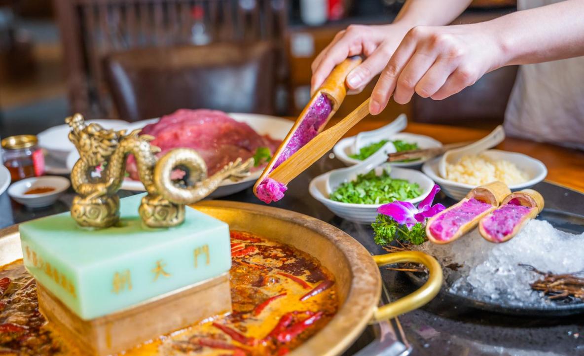 不同的餐飲店如何選擇經(jīng)營模式？