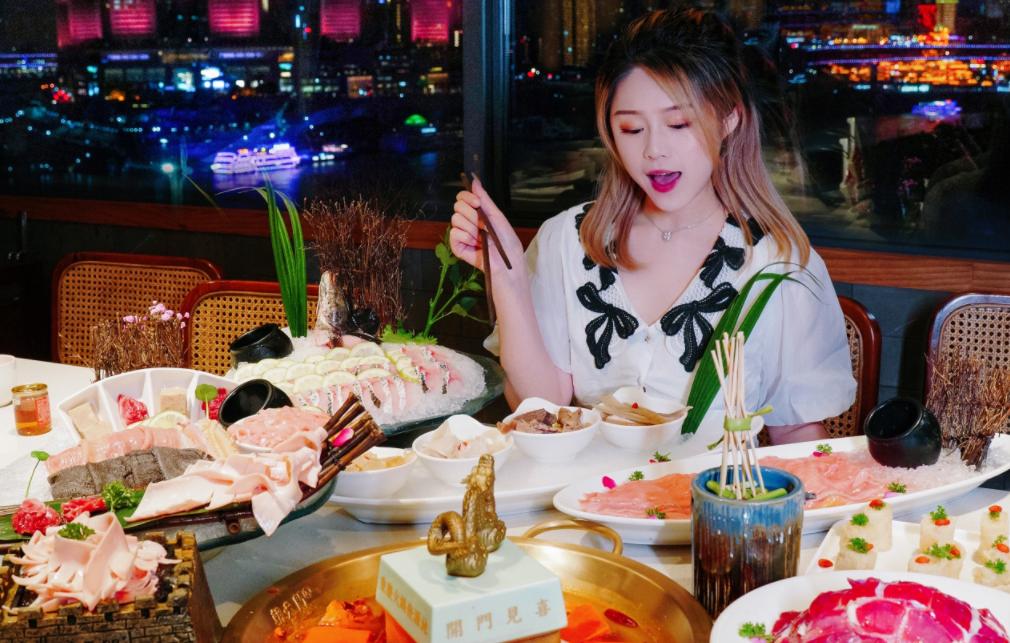 未來的火鍋店消費(fèi)主力，竟是“她”？