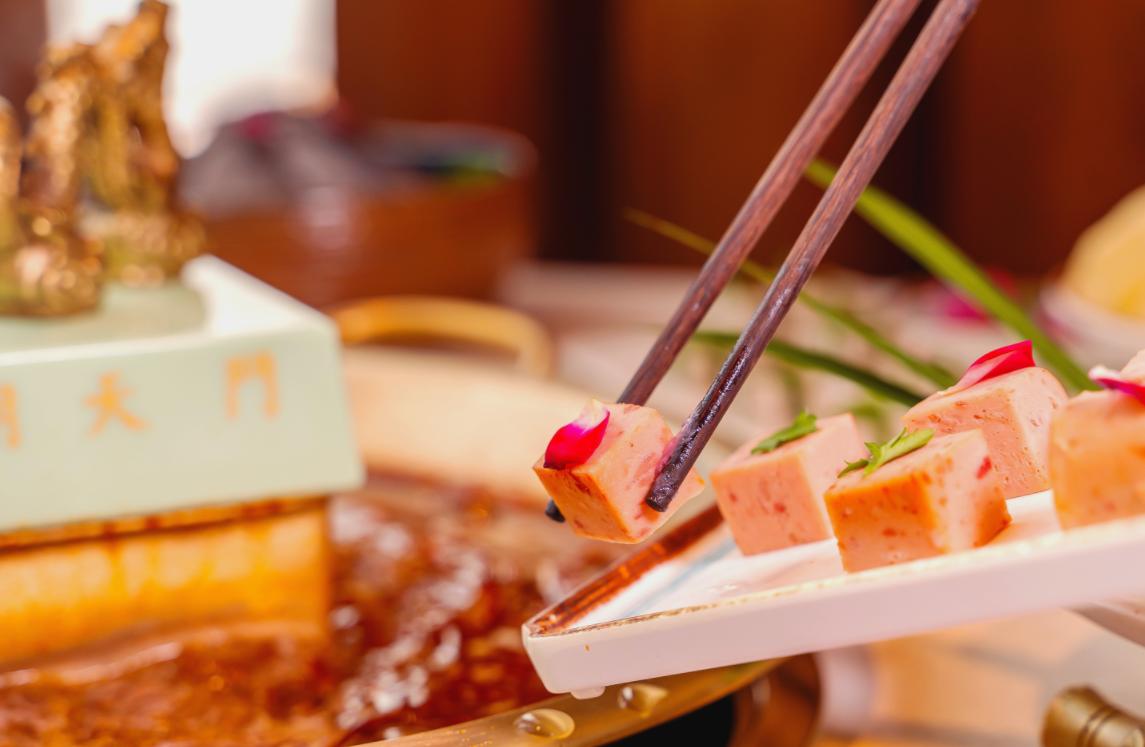 今天才懂！明星熱衷于開火鍋店，竟是因?yàn)檫@？
