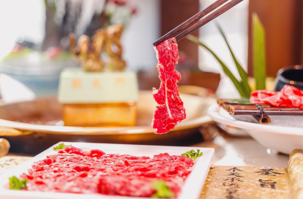 開火鍋店，學(xué)會(huì)這2個(gè)創(chuàng)新思路，不愁沒新客！