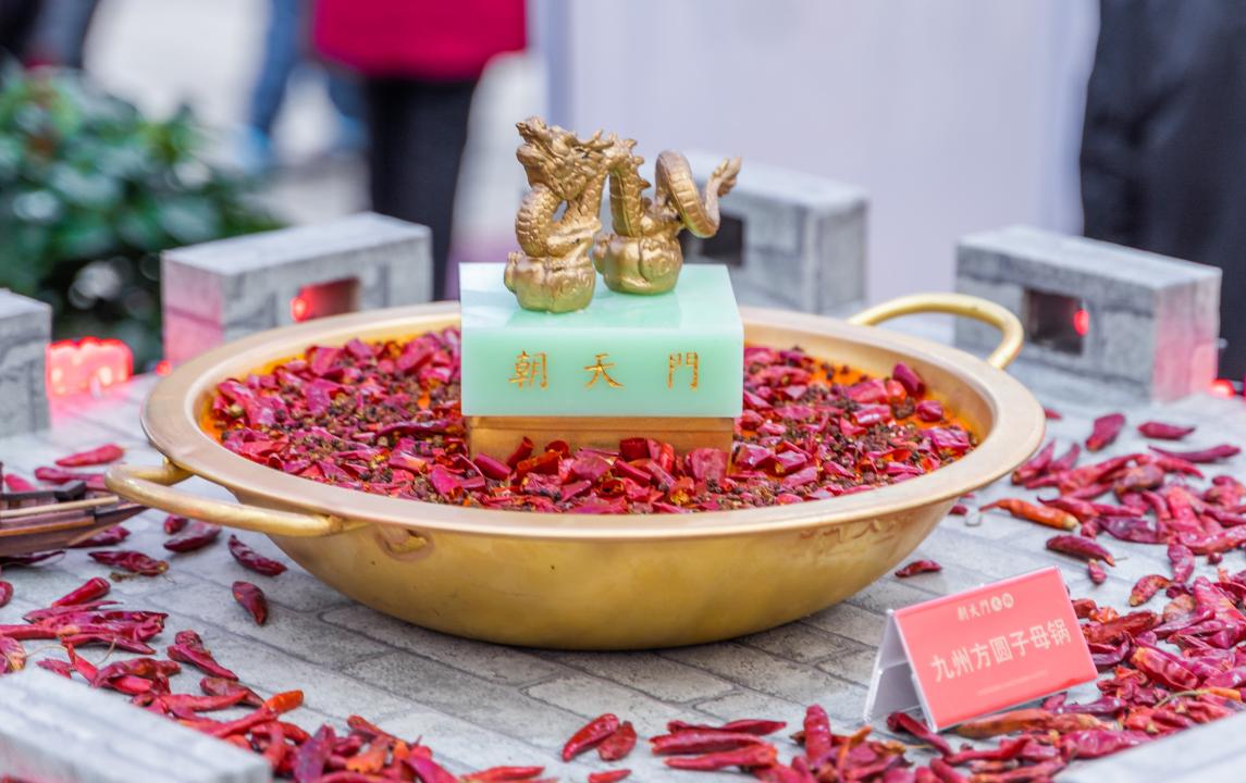 長江索道旅游打卡攻略，體驗(yàn)飛躍長江，品嘗重慶火鍋！