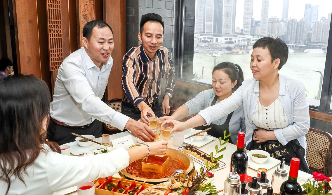 夏天不吃火鍋？做好四點，讓你全場爆滿！