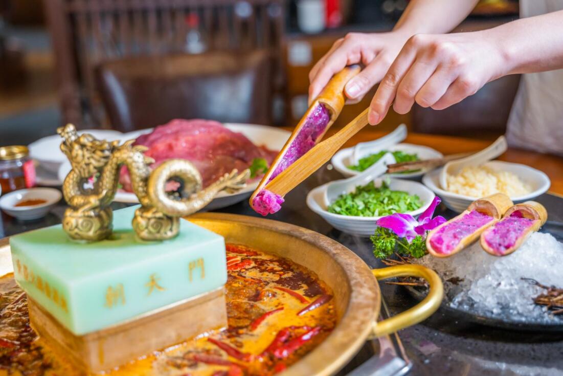 火鍋市場(chǎng)下沉，瞄準(zhǔn)小城市，抓住大商機(jī)！