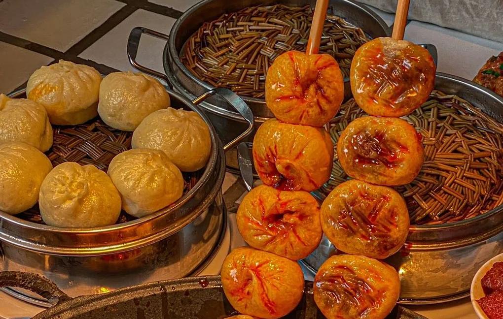 另類網(wǎng)紅吃法，火鍋包子的制作方法！