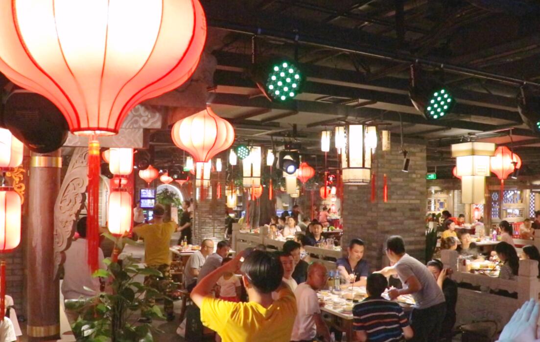 火鍋店燈光該怎么做？這樣設(shè)計(jì)就對(duì)了！