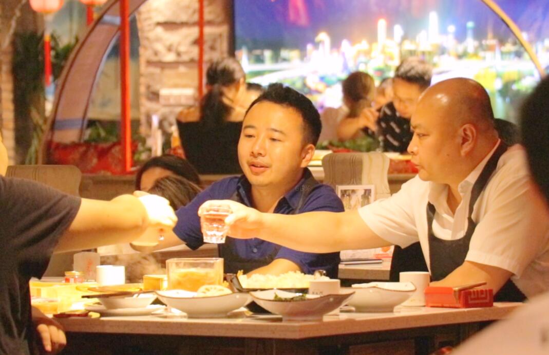 開(kāi)家火鍋店，到底賺錢(qián)嗎？原來(lái)取決于這些要素！